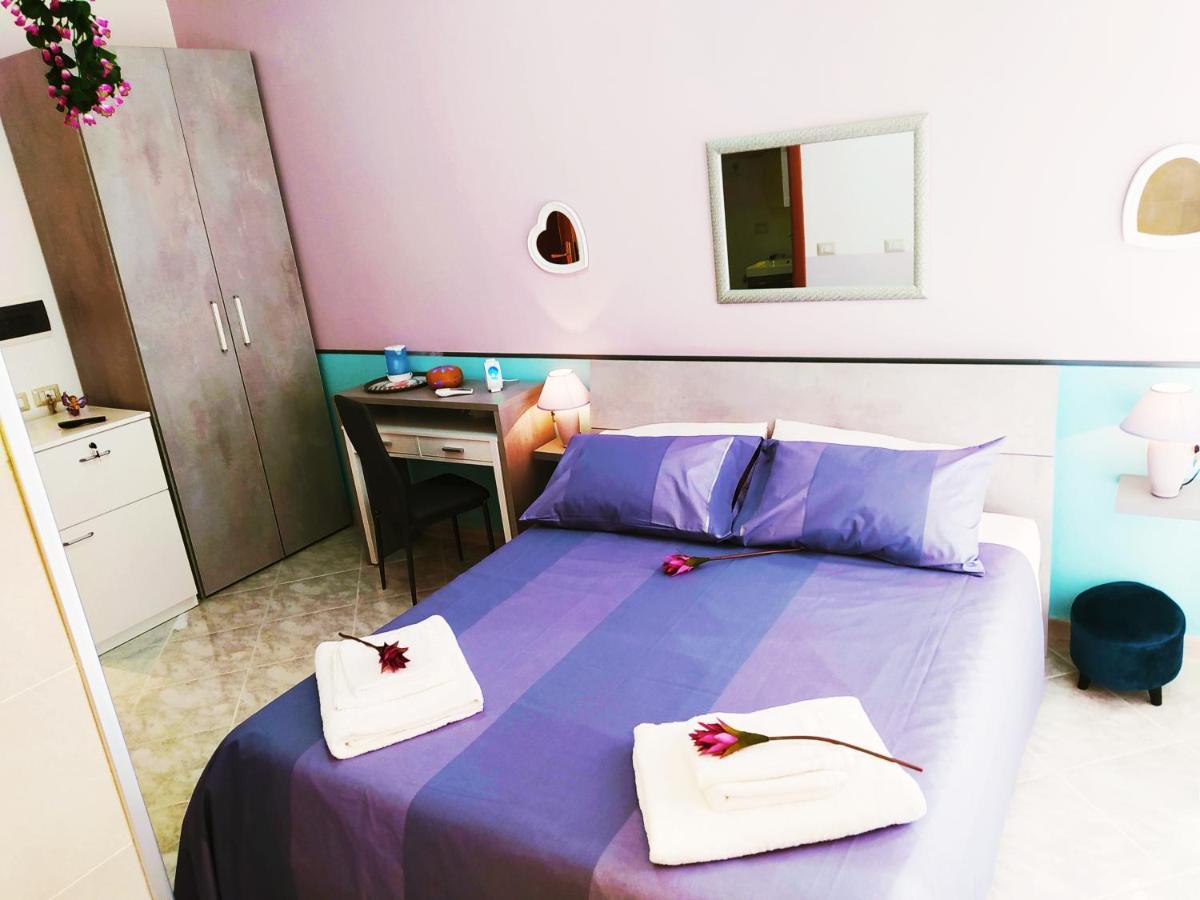 Altea Royale Hotel Наполи Екстериор снимка