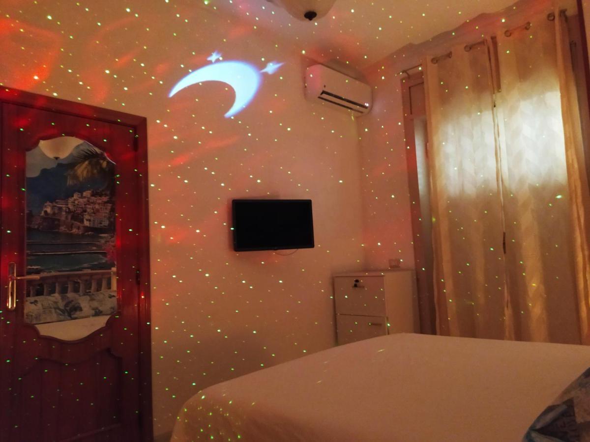 Altea Royale Hotel Наполи Екстериор снимка